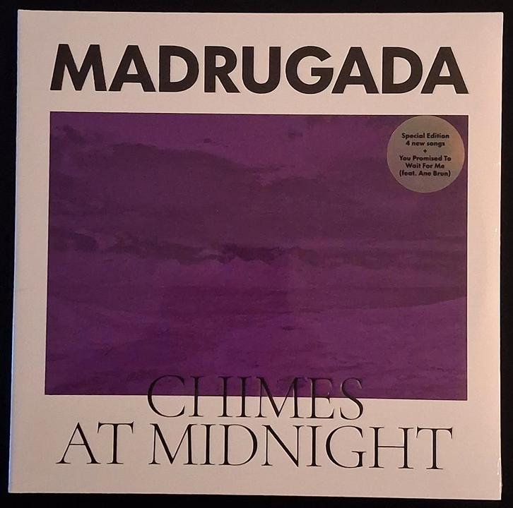 2LP Madrugada - Chimes At Midnight (White Vinyl) Sealed, CD & DVD, Vinyles | Rock, Neuf, dans son emballage, Alternatif, 12 pouces