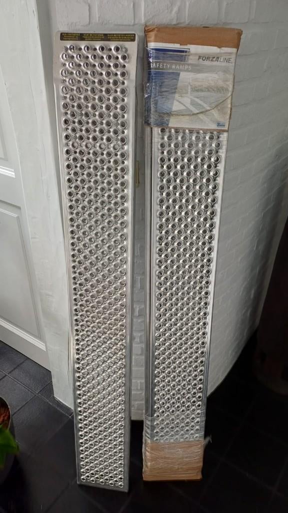 Aluminium Oprijplaat, Ophalen, Zo goed als nieuw