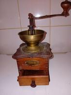 oude houten koffiemolen (belgie verviers), Ophalen of Verzenden