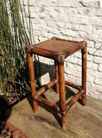 vintage plantenstaander rotan, Ophalen