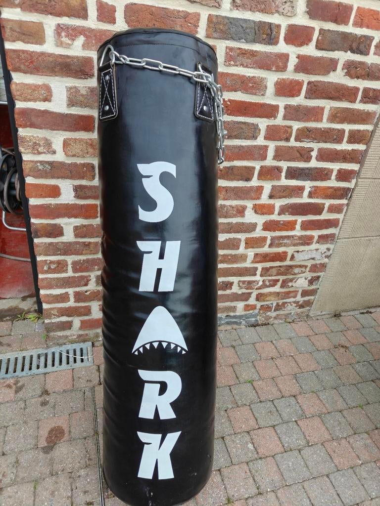 Boks zak shark, Enlèvement