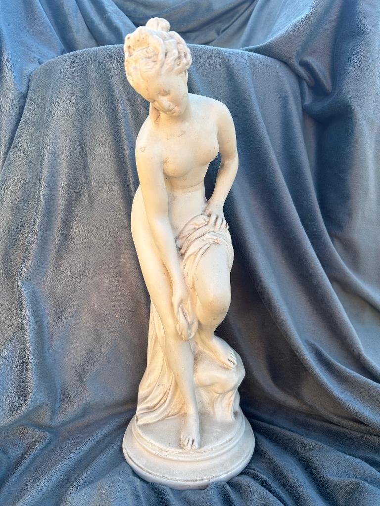 Beeld naakte vrouw, Ophalen, Beeld, Vrouw