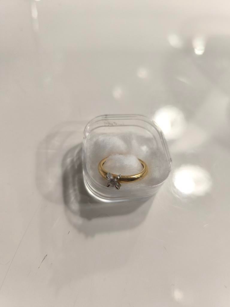 Bague or 18k avec véritable diamant! Prix fixe 700euro., Bijoux, Sacs & Beauté, Bagues, Enlèvement, Or, Or