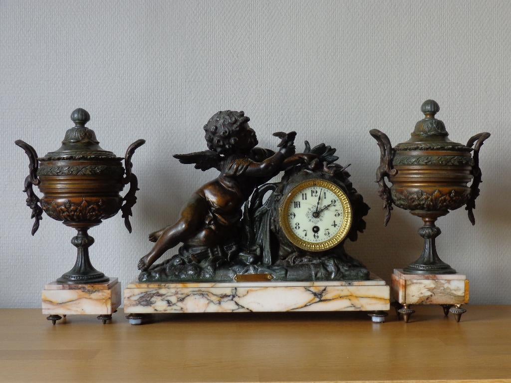 Pendule de Cheminée en 3 éléments signée Géo MAXIM., Antiek en Kunst, Antiek | Klokken, Ophalen