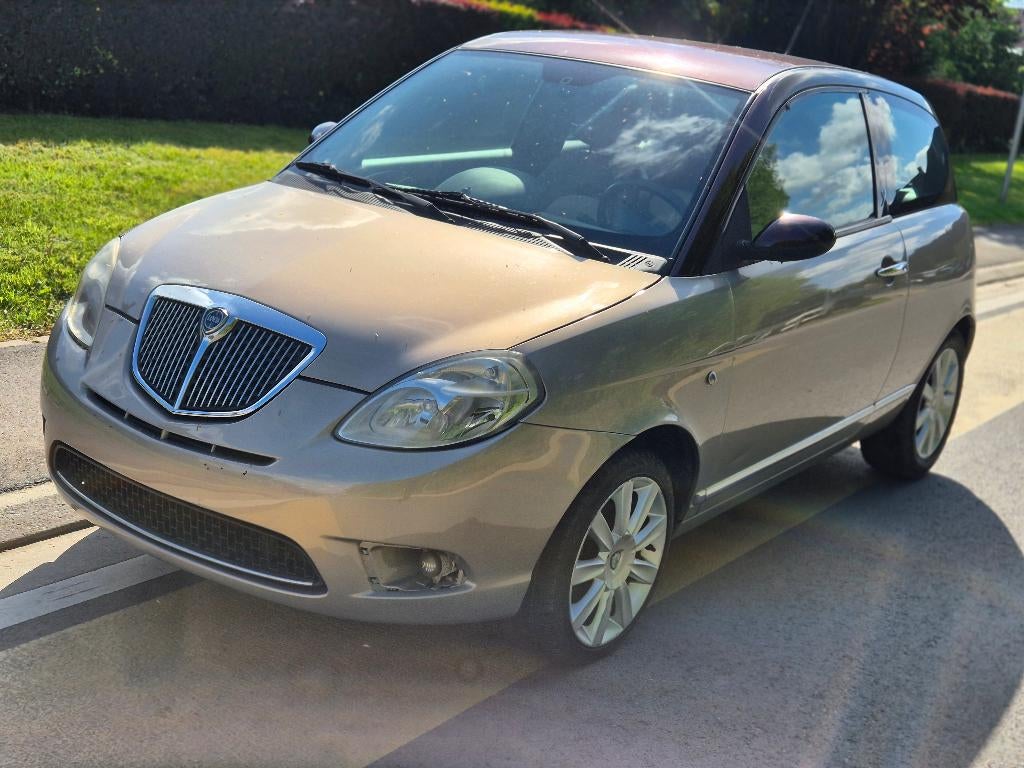Lancia ypsilon 1.3 diesel, Autos, Cuir et Alcantara, Achat, 1298 cm³, Boîte manuelle