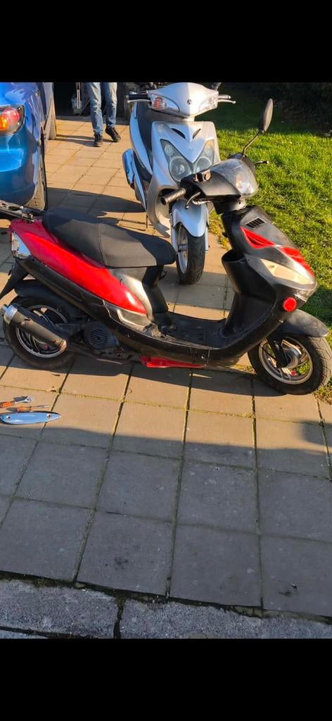 Je vend ou echange mon scooter marque symex classe b, Vélos & Vélomoteurs, Envoi, Comme neuf