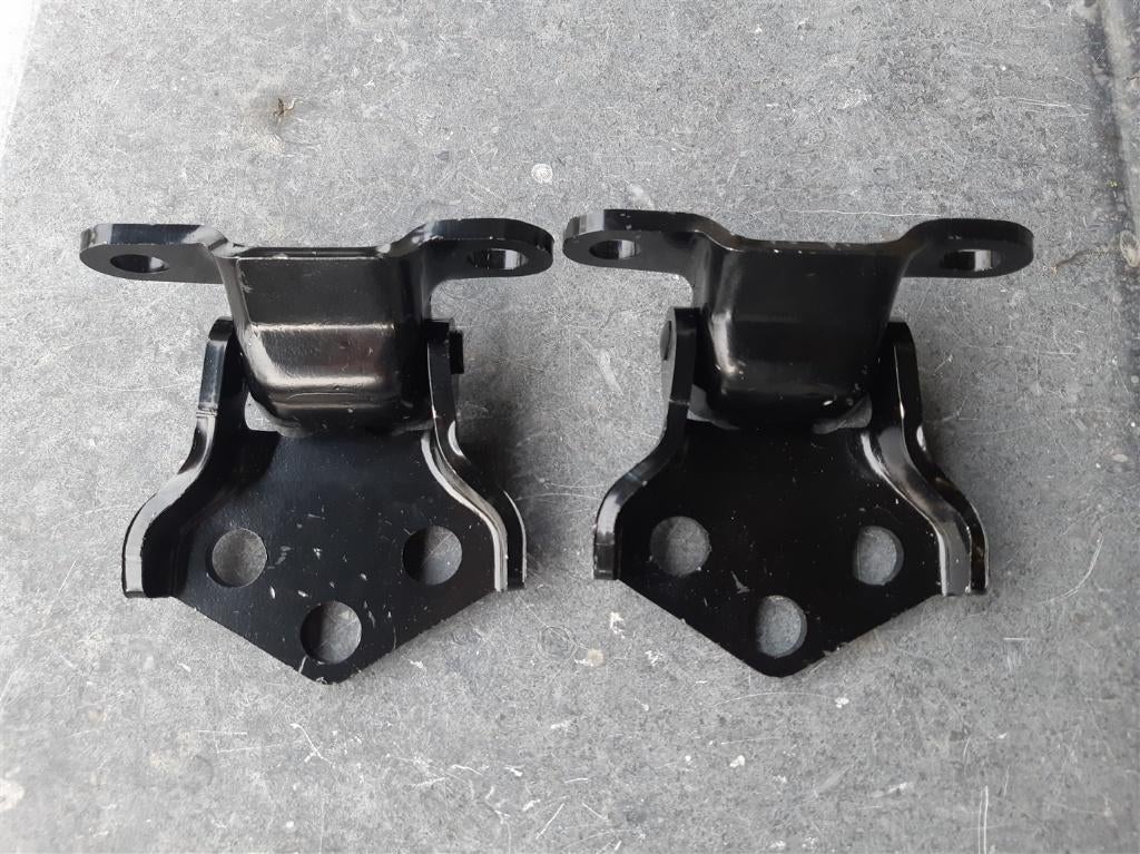 Charnières de hayon Toyota Land Cruiser 90 95:2, Autos : Pièces & Accessoires, Habitacle & Garnissage, Toyota, Neuf, Enlèvement ou Envoi
