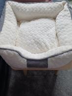 Nieuw klein hondenmandje te koop., Dieren en Toebehoren, Hondenmanden, Ophalen, Nieuw