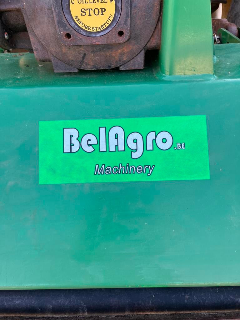 Te koop klepelmaaier, Ophalen