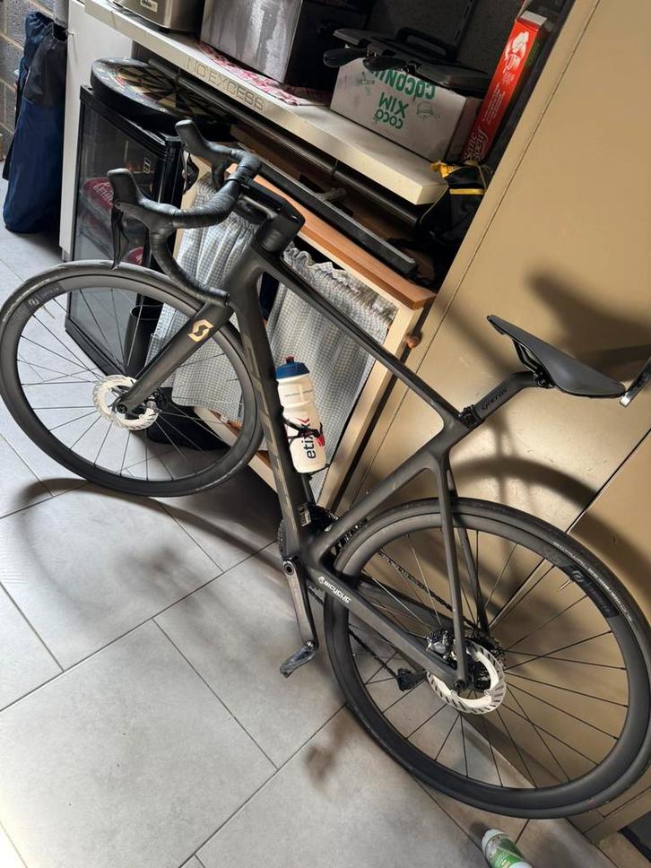 Scott addict rc 15, Vélos & Vélomoteurs, Vélos | Hommes | Vélos de sport & Vélo de randonnée, Comme neuf, Enlèvement