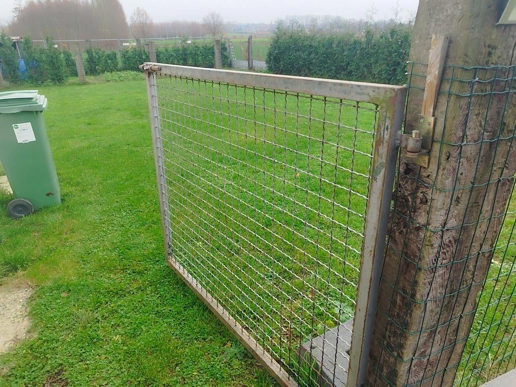 Le portail de jardin en métal ne rouille pas. 120 cm de haut, Jardin & Terrasse, Enlèvement