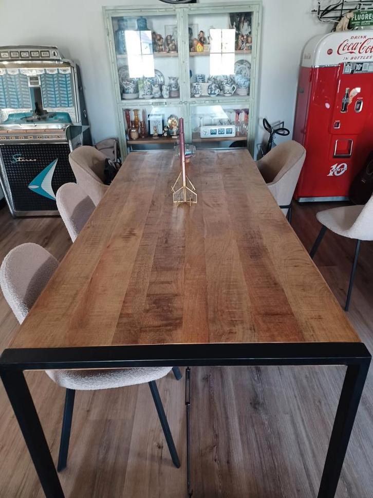 Table de salle à manger industrielle 220x90 bois métal, Maison & Meubles, Tables | Tables à manger, Métal, Enlèvement