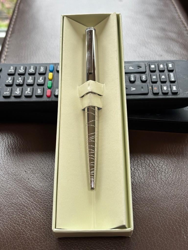 Stylo à bille Rolex – Édition Argentée Vintage, Collections, Neuf, Autres marques, Avec boîte, Stylo à bille