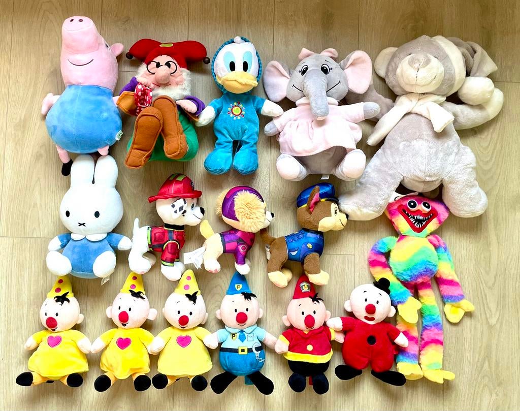 Peluches: Bumba, Plop, Miffy, Paw Patrol, Donald Duck,..., Enfants & Bébés, Jouets | Peluches, Comme neuf, Ours, Overige karakters