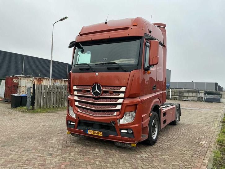 2015 mercedes-benz 963-4-A / Actros Vrachtwagen, Auto's, Vrachtwagens, Bedrijf, Mercedes-Benz, Overige brandstoffen, Euro 6