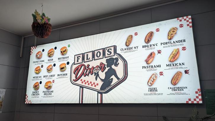 Flo's Diner 